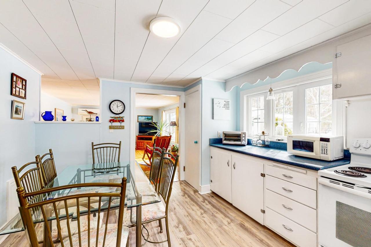 Pineapple Cottage By The Sea Ogunquit Exterior photo
