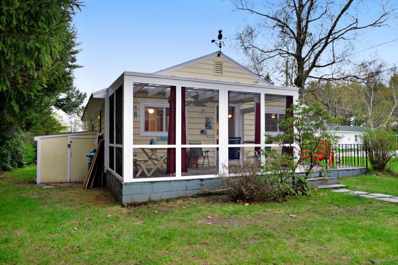 Pineapple Cottage By The Sea Ogunquit Exterior photo